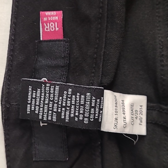 Torrid Denim Black Jegging Size 18 R Skinny High-Rise Jean - Picture 5 of 6